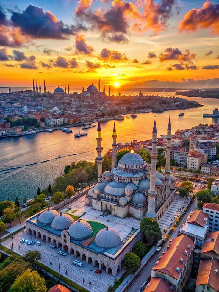 Istanbul Pictures _ Freepik